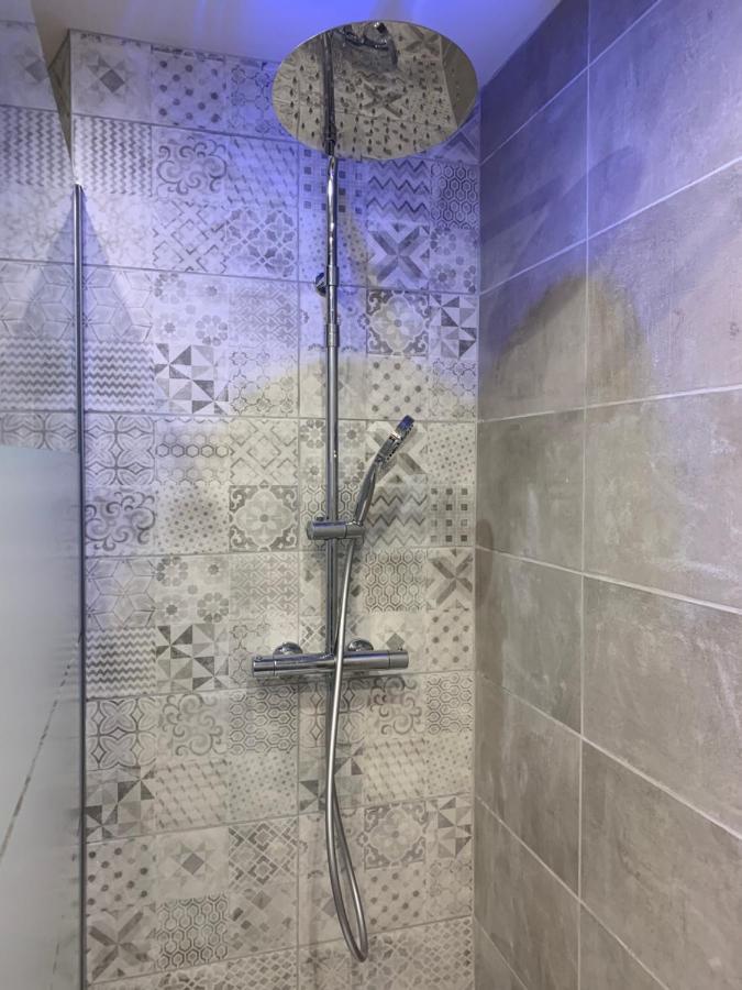 Appartement au cœur de Deauville avec vue imprenable et parking privé Esterno foto