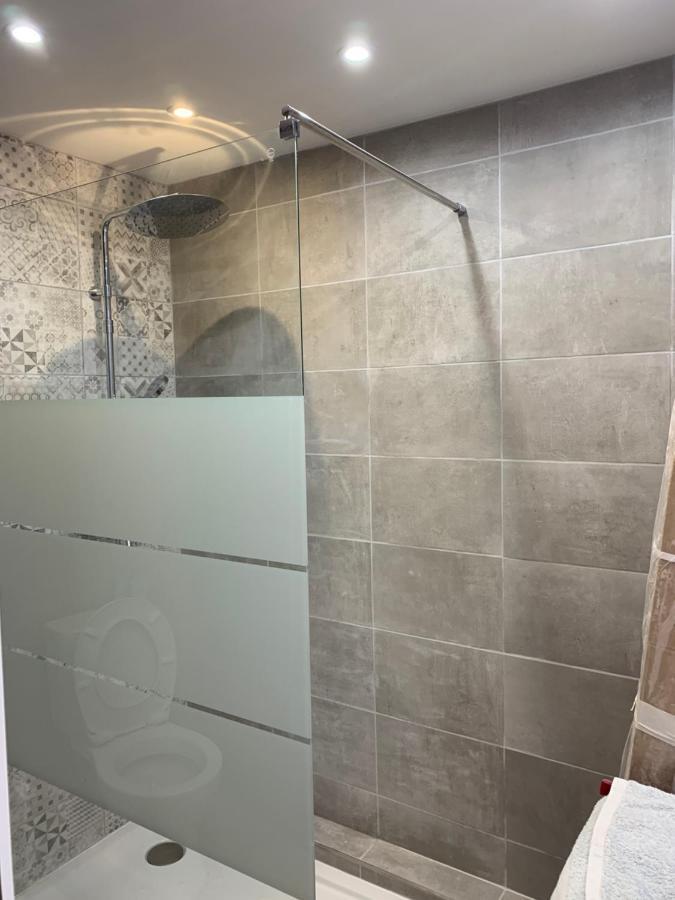 Appartement au cœur de Deauville avec vue imprenable et parking privé Esterno foto